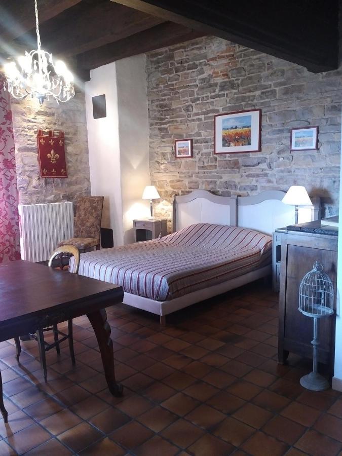 B&B Cordes-sur-Ciel - Auberge de La Halle - Bed and Breakfast Cordes-sur-Ciel