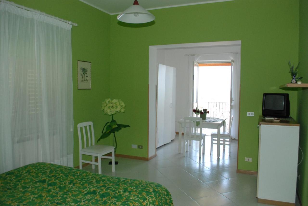 Monolocale con Vista Mare (3 Adulti)