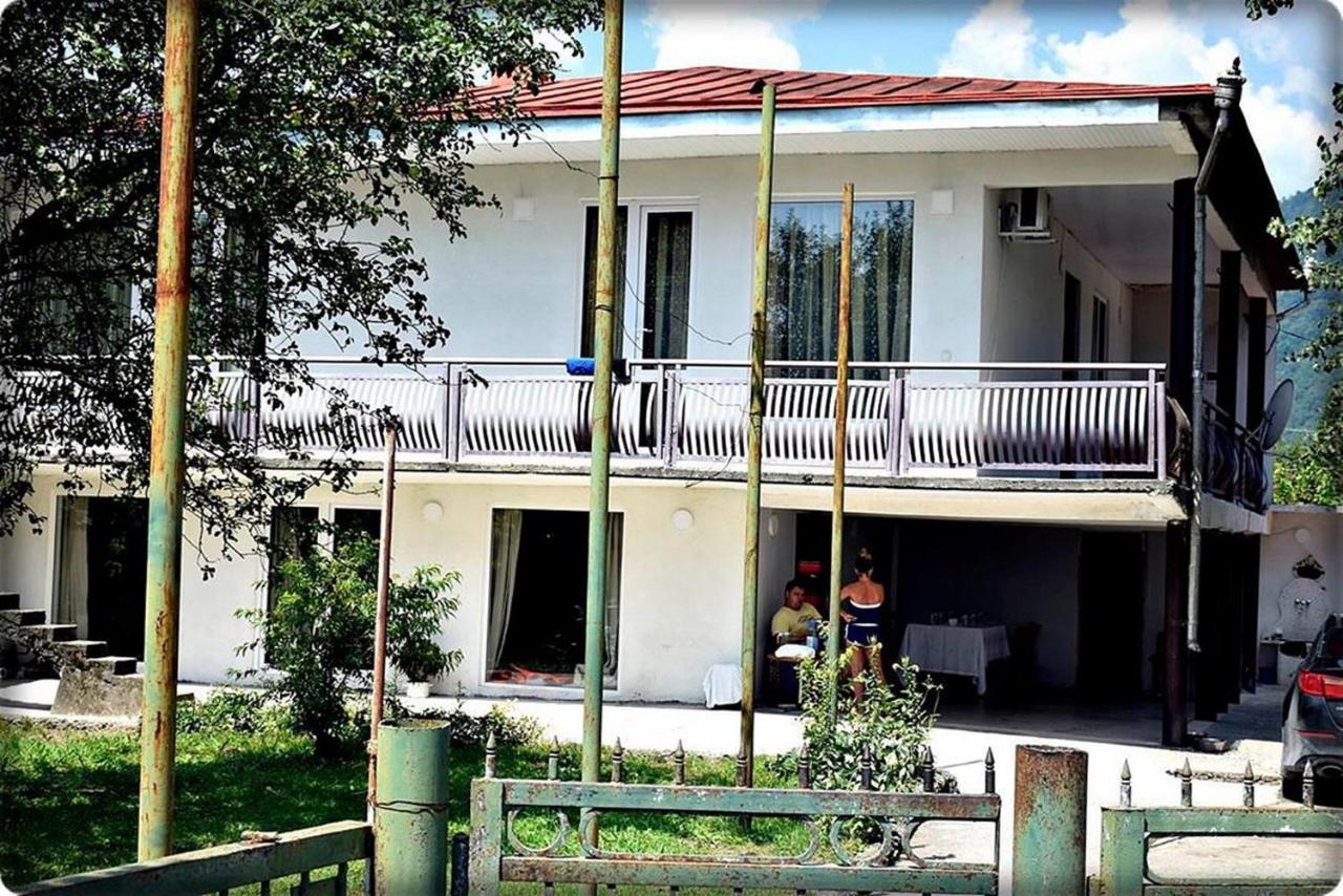 guest house QEDI - Chambres d’hôtes Jvari