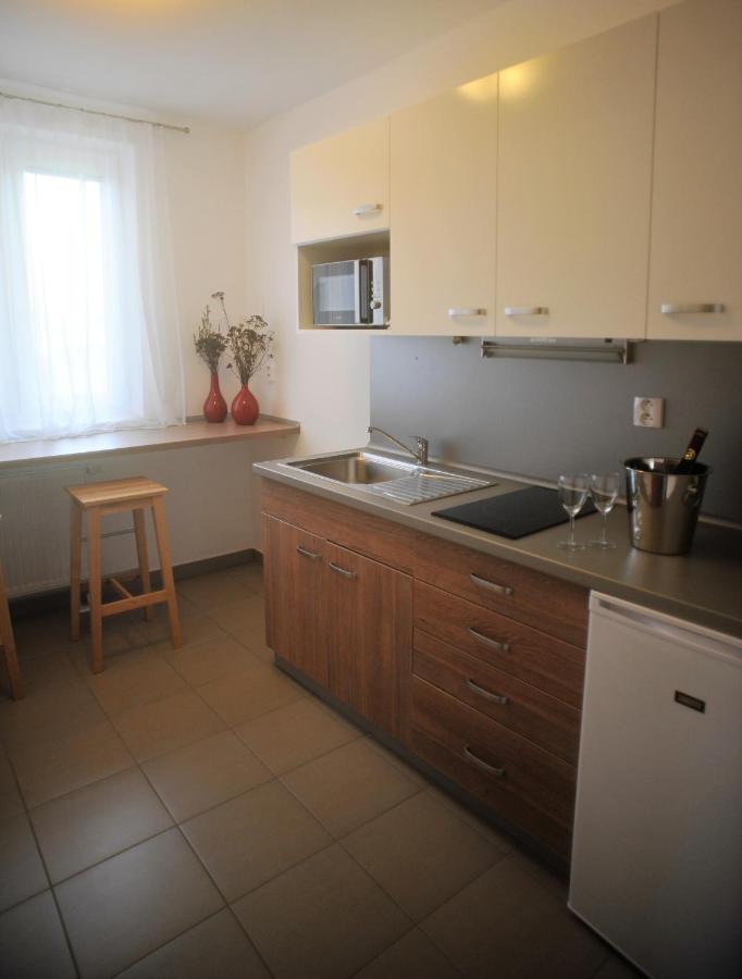 Apartment with Garden View