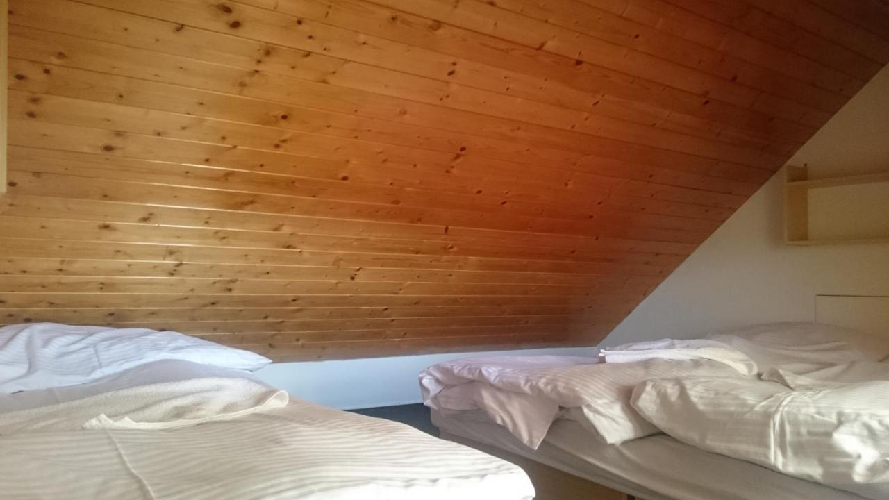Chambre Lits Jumeaux avec Lit d’Appoint - 301