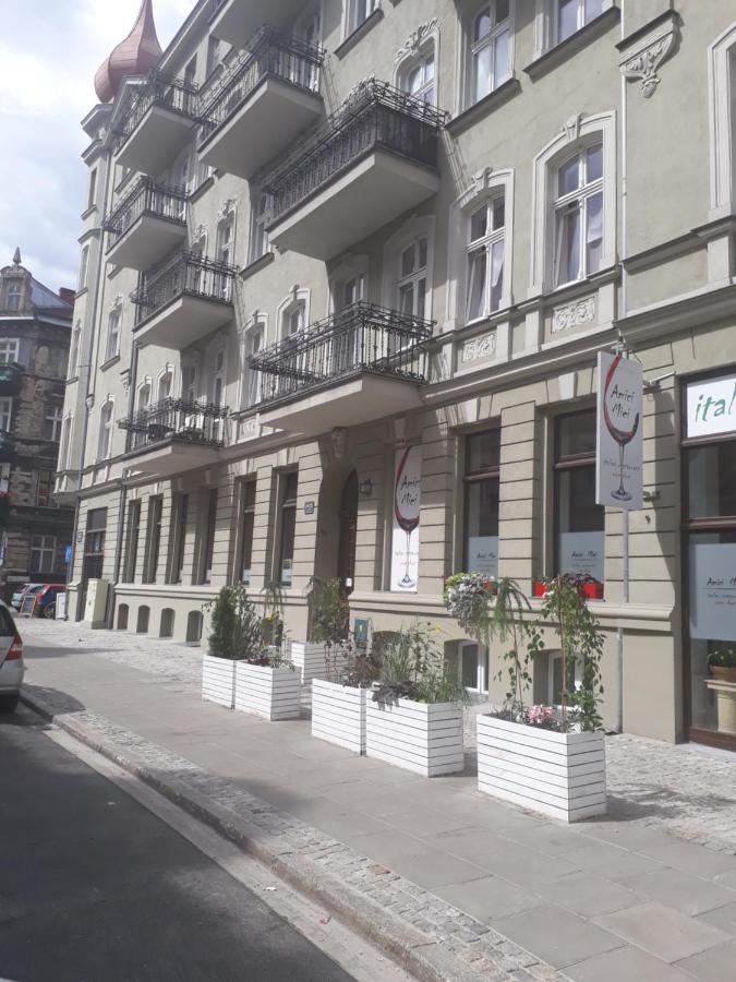 Apartamenty Apartlux - Bed and Breakfast Poznań