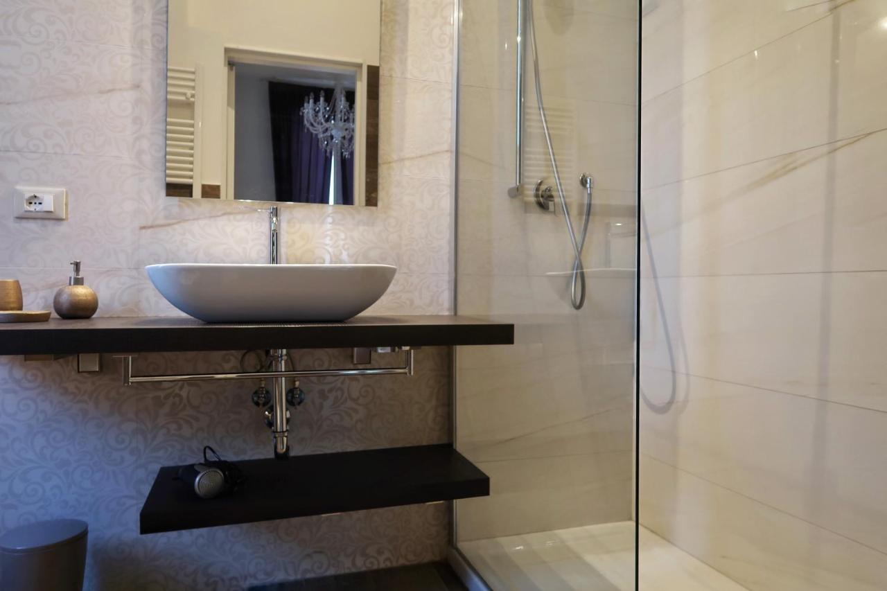 Triple Room with City View