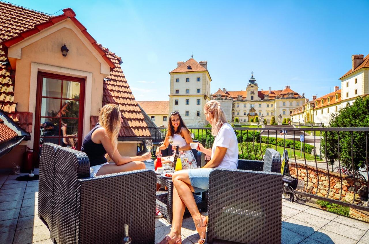 PENZION POD ZÁMKEM - B&B