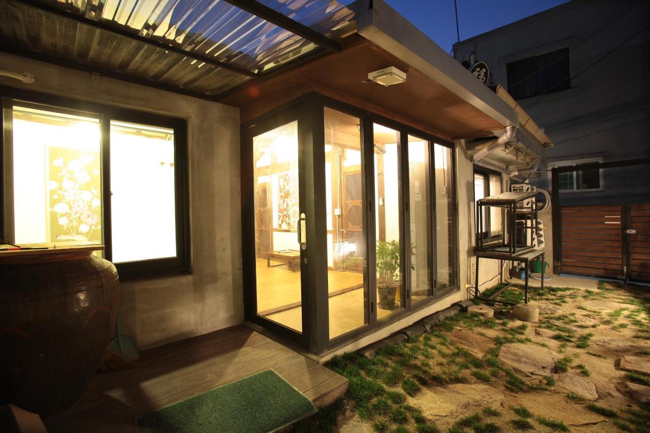 MongYouHwaWon Guesthouse(Painter's house) - B&B