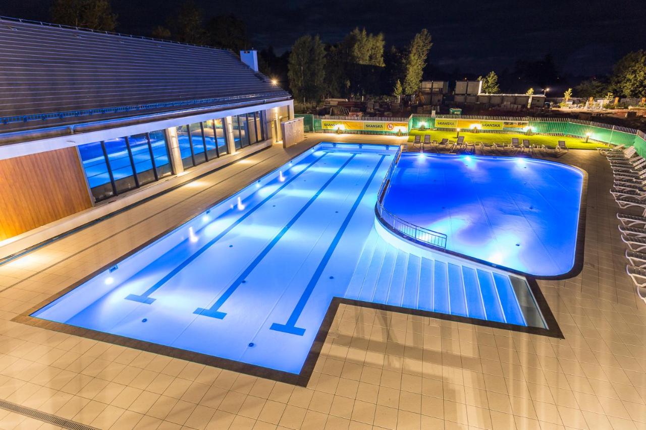 Feniks SPA Apartments 4 by Jantar Apartamenty Kołobrzeg - Chambres d'hôtes Kołobrzeg