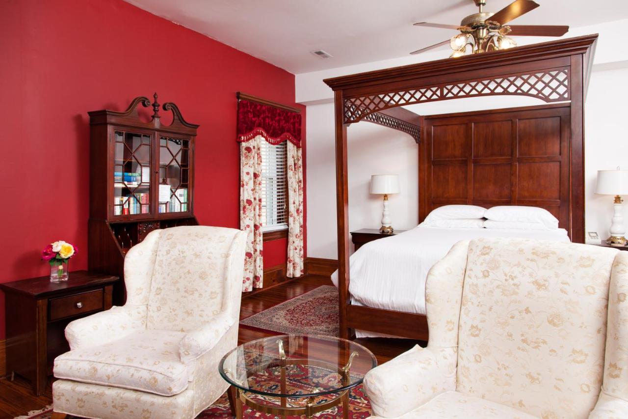 Chambre Lit Queen-Size 403