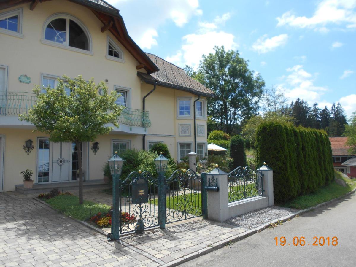 Ferienwohnungen Kamino - B&B