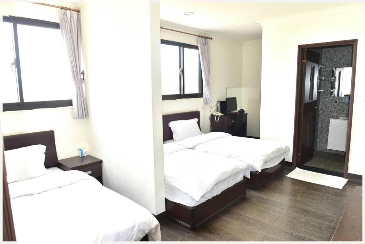 Standard Triple Room with Sea View