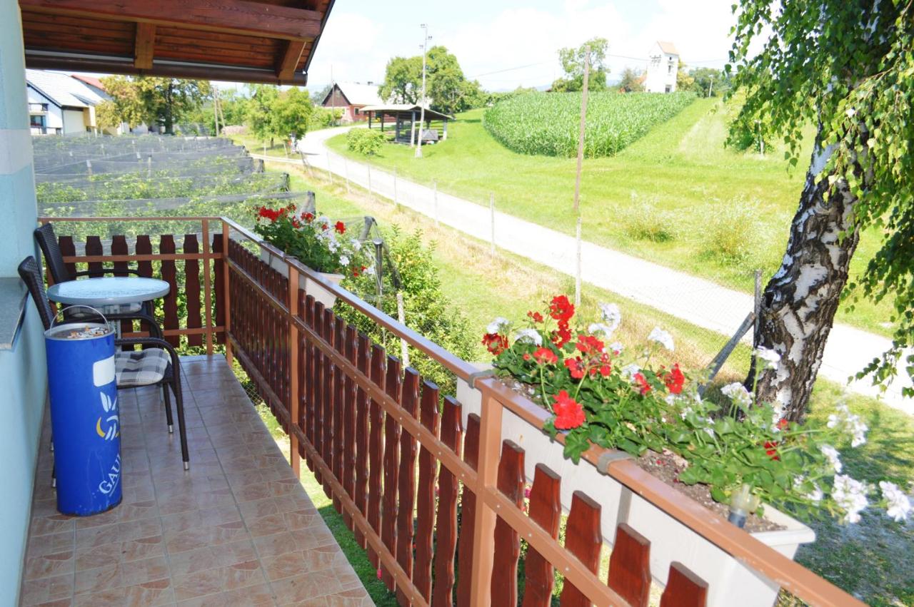Chambre Triple avec Salle de Bains
