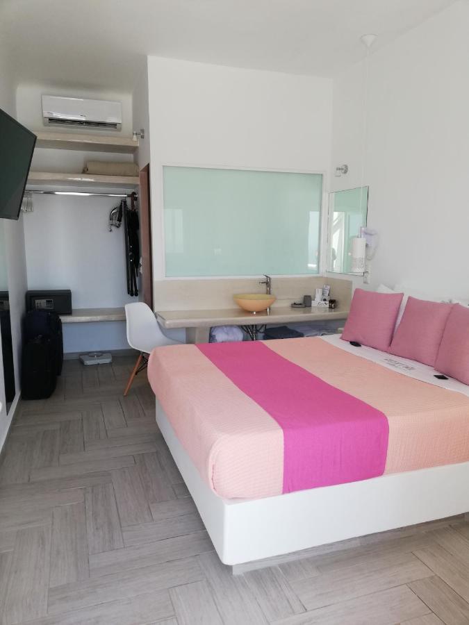 Asma Suites - B&B Firá