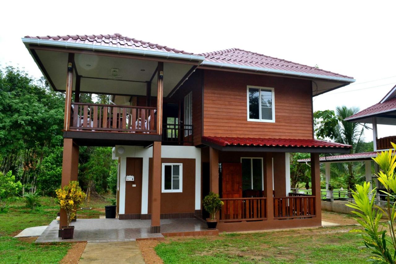 B&B Chian Yai - Bang Hon Homestay - Bed and Breakfast Chian Yai