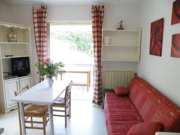 Appartement met Uitzicht op het Zwembad