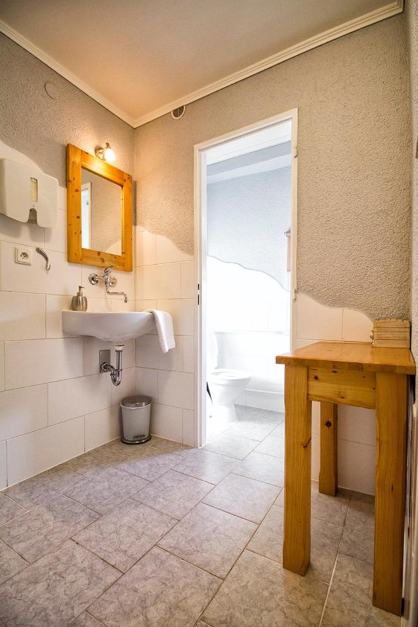 Habitación Doble Estándar con baño compartido