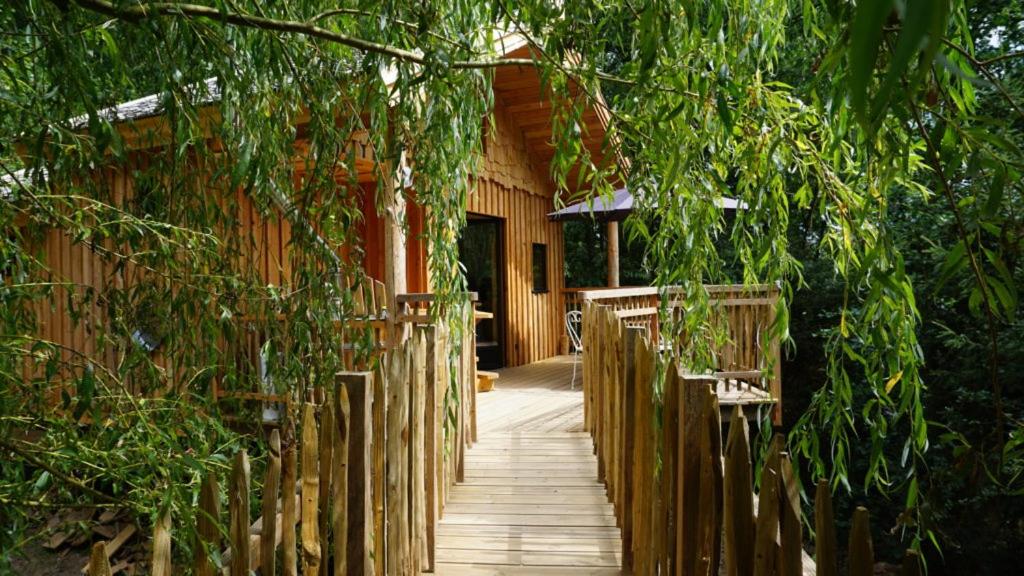 Les Cabanes du Beau Vallon - B&B