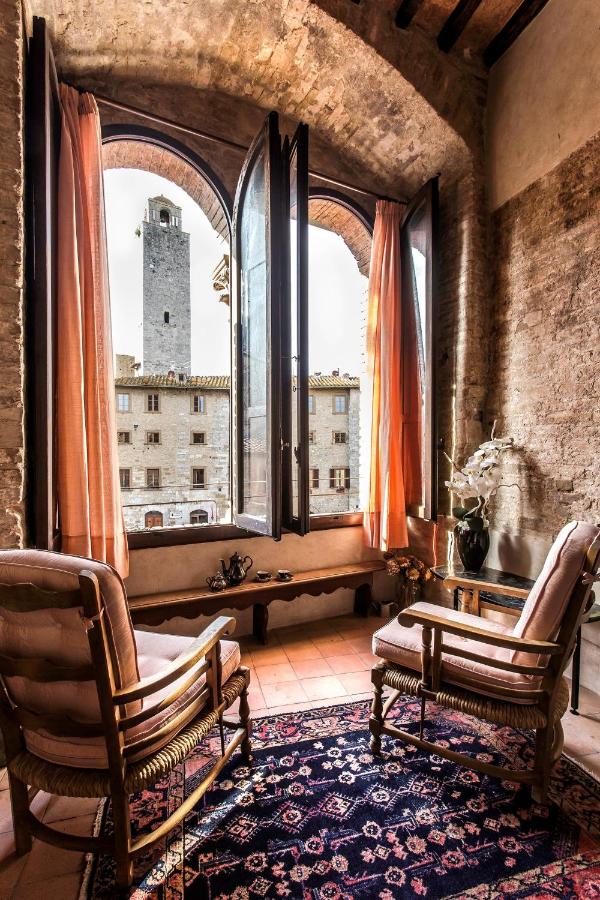 Superior Apartment with City View