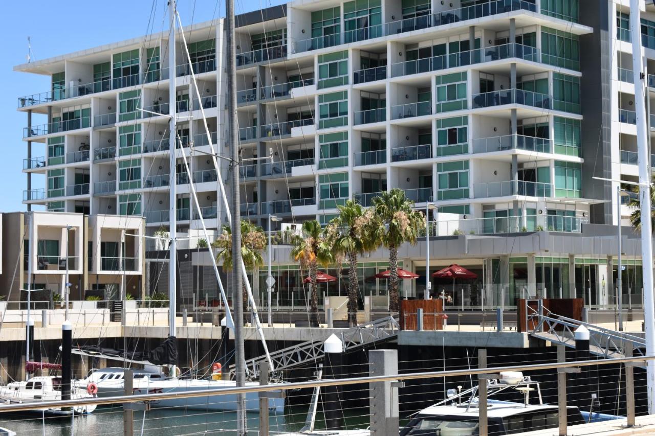 Breakwater Apartment - B&B
