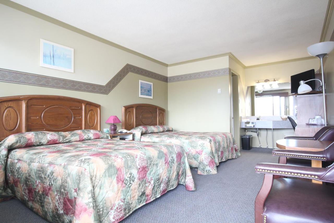 Double Room with Two Double Beds
