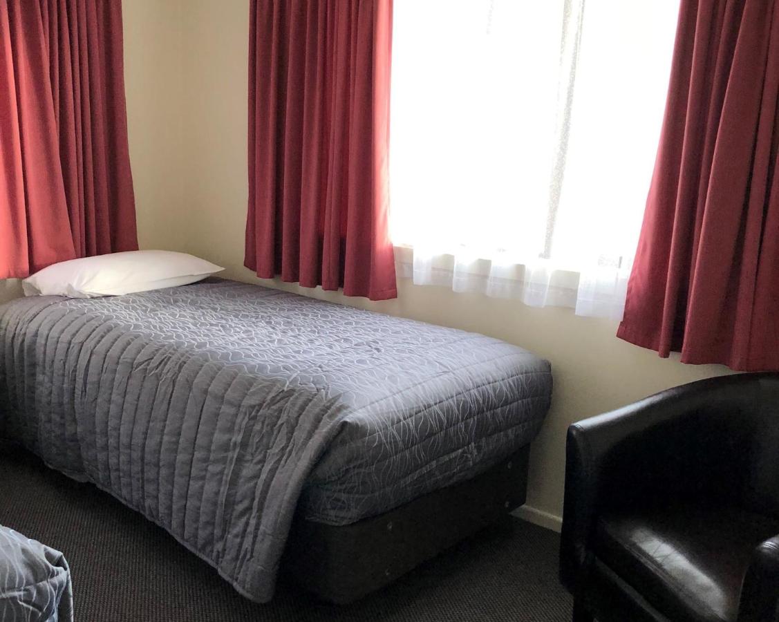 Large One-Bedroom Apartment
