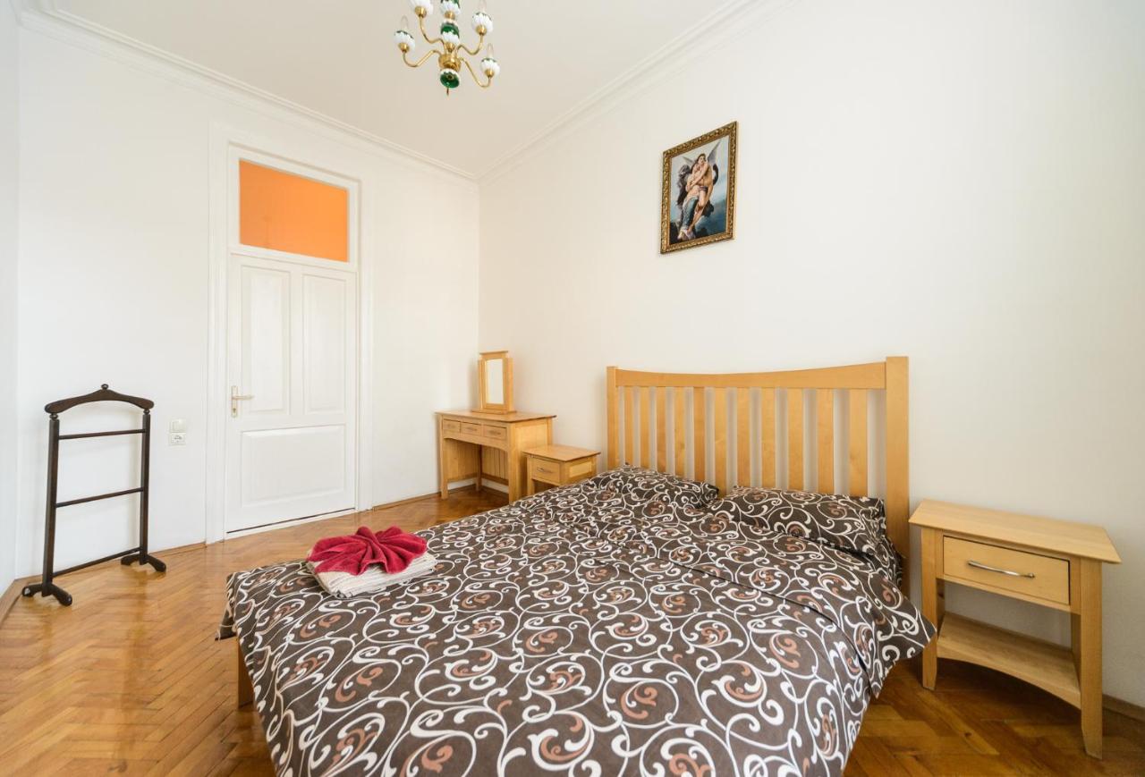 B&B Kyiv - Apartment near Arena City - Bed and Breakfast Kyiv