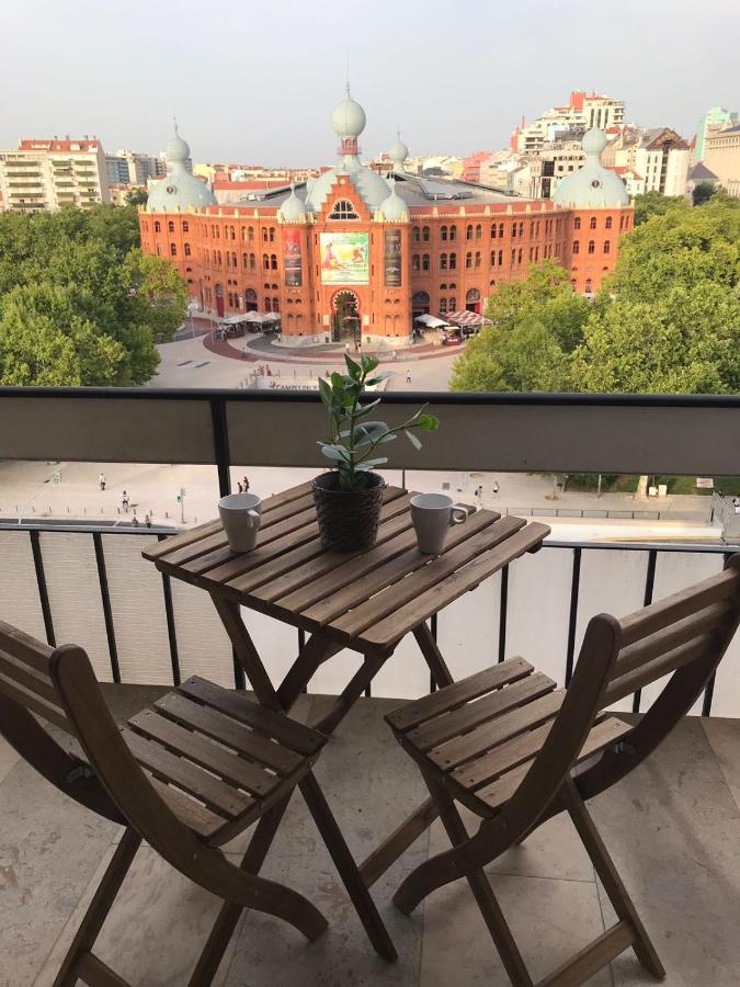 Republica 83 - Campo Pequeno Home - B&B Lisboa