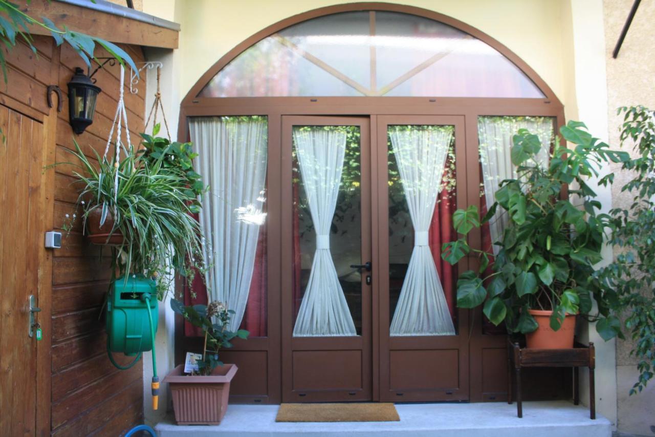 Au pied des Alpes - Ferienwohnung Vaulnaveys-le-Haut