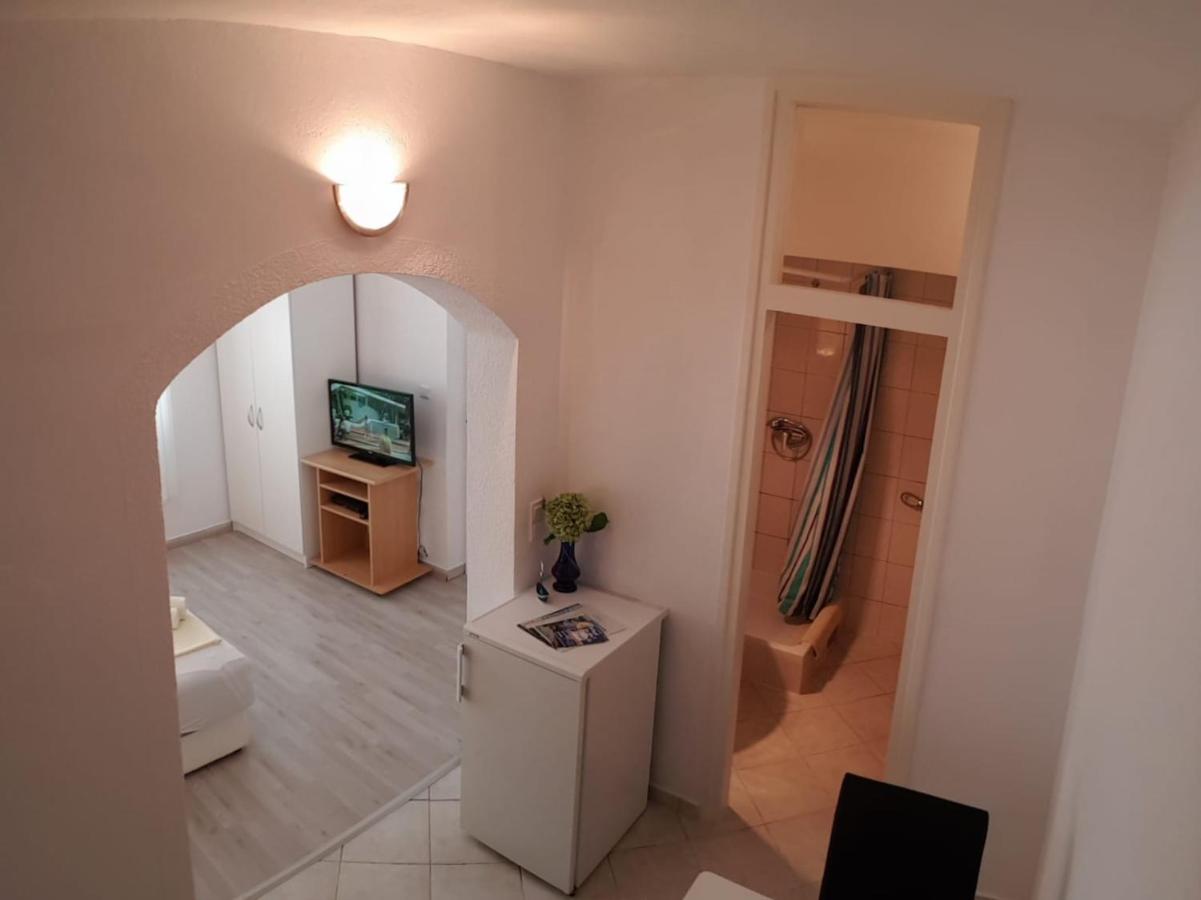 Studio Apartment with Sea View