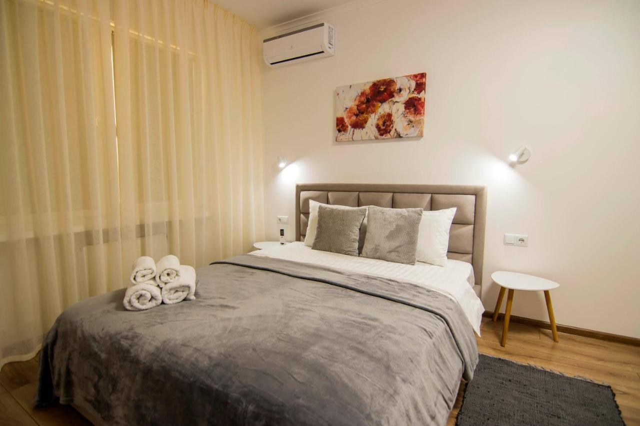 B&B Kyiv - Osokorky Delux Apartment - Bed and Breakfast Kyiv