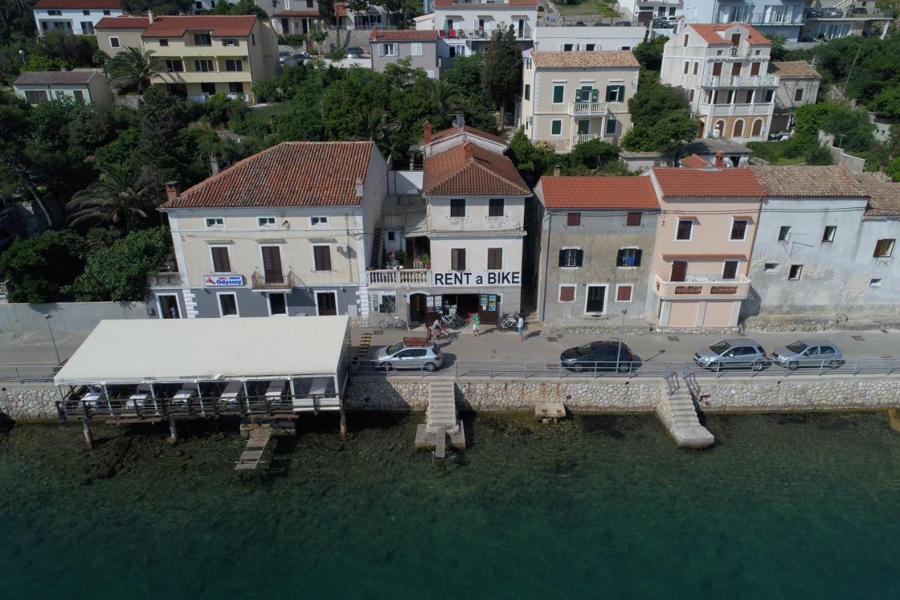 B&B Mali Lošinj - Pleasant apartment with Seaview - Bed and Breakfast Mali Lošinj