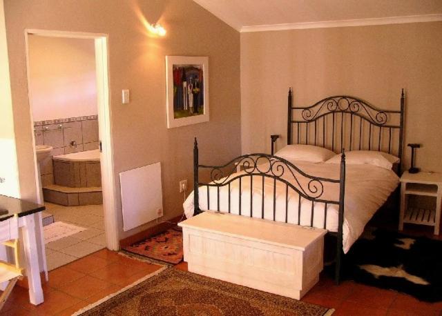 B&B Harrismith - Rose Garden Manor House - Bed and Breakfast Harrismith