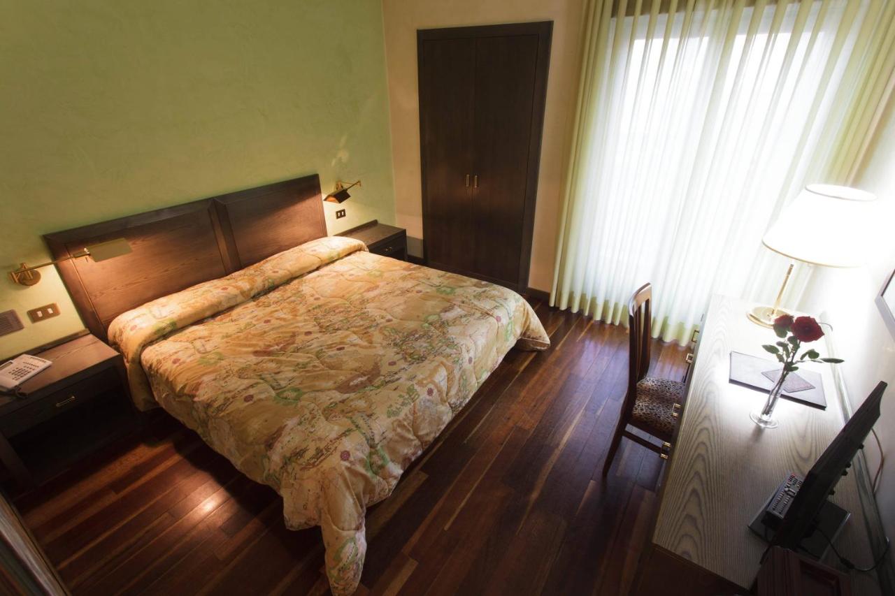 B&B Frosinone - Astor Hotel Vintage - Bed and Breakfast Frosinone