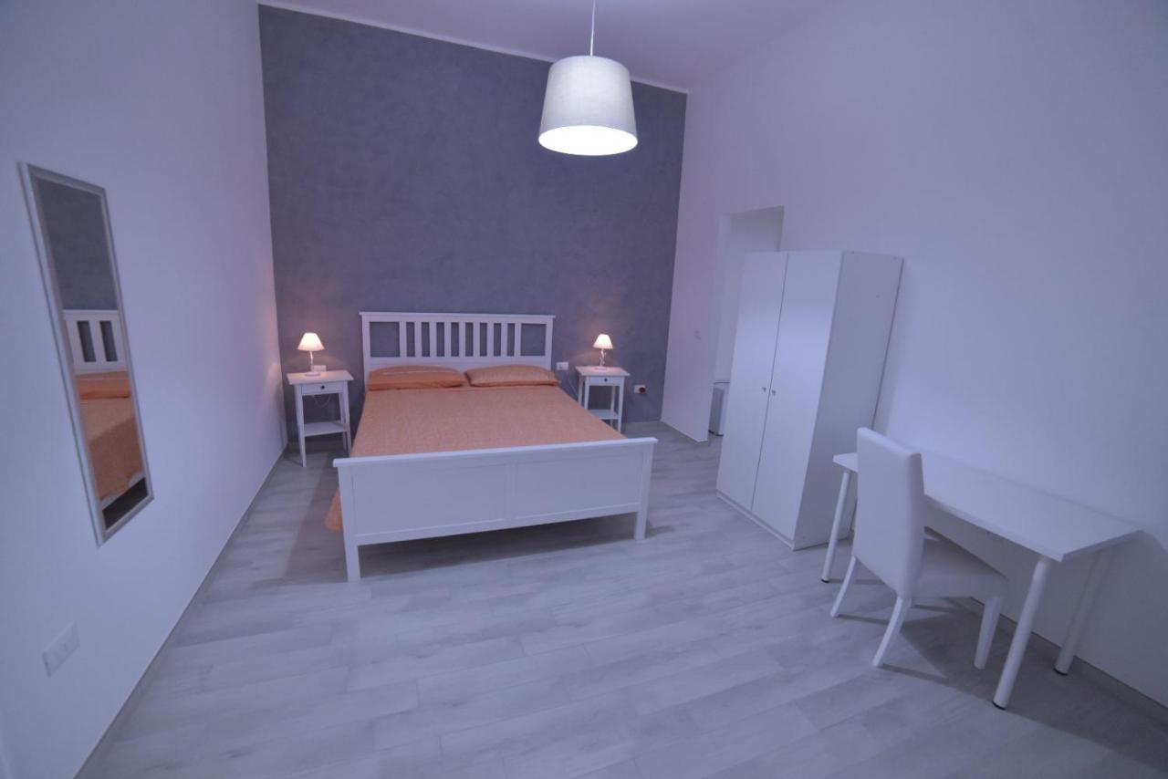 Deluxe Room (2 Adults + 1 Child)