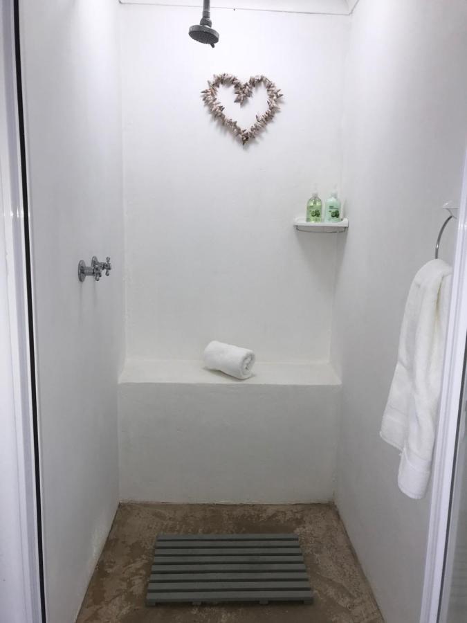 Apartment with Shower
