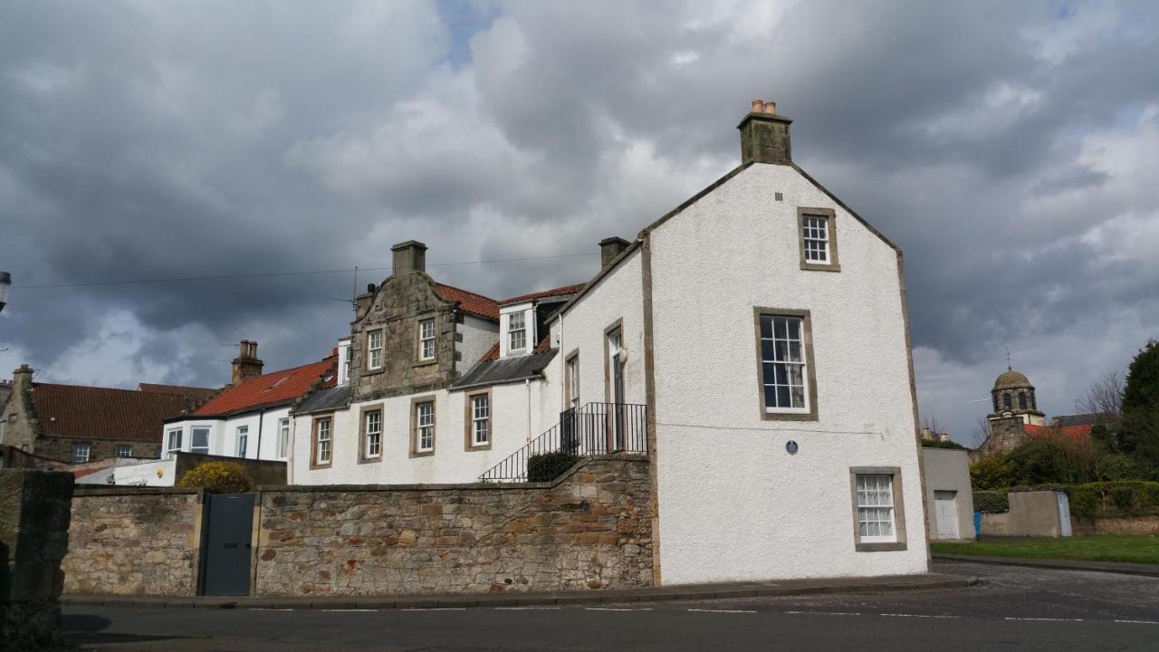 B&B Dysart - John McDouall Stuart View - Bed and Breakfast Dysart