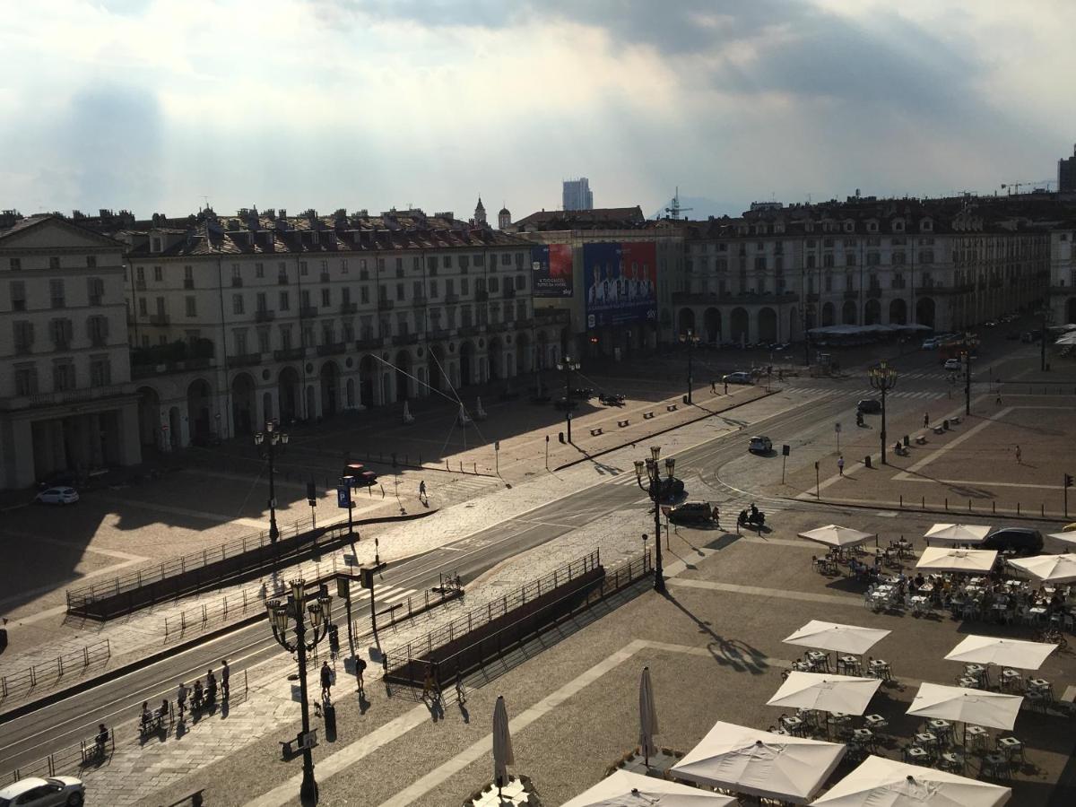 TORINO VACANCY 3 - Elegant & Romantic house with a view of Piazza Vittorio/Gran Madre - Chambres d'hôtes Turin