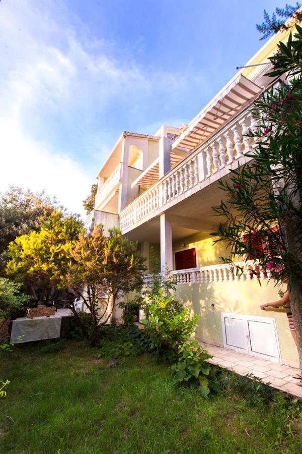 Apartmani Fuža Rab - B&B Supetarska Draga