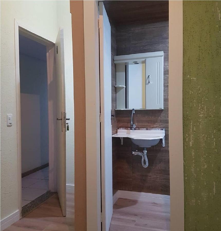 Chambre Lit King-Size avec Balcon