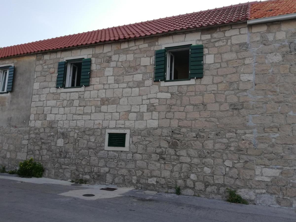 Apartman Postira Rot - Ferienwohnung