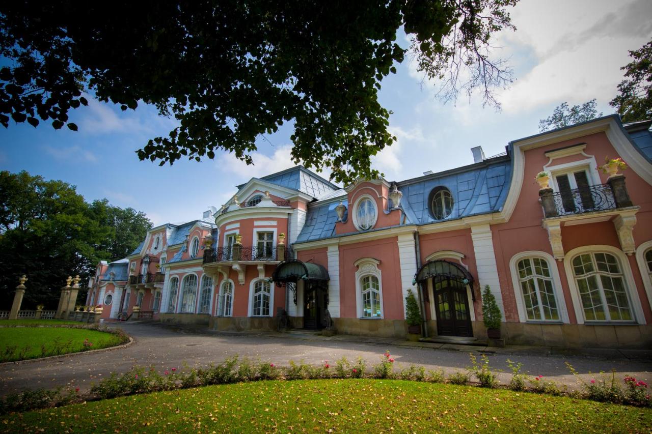 B&B Gorlice - U Schabińskiej - Pałac w Gorlicach - Bed and Breakfast Gorlice