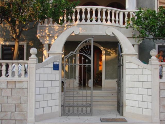 Vila Anita - Bed and Breakfast