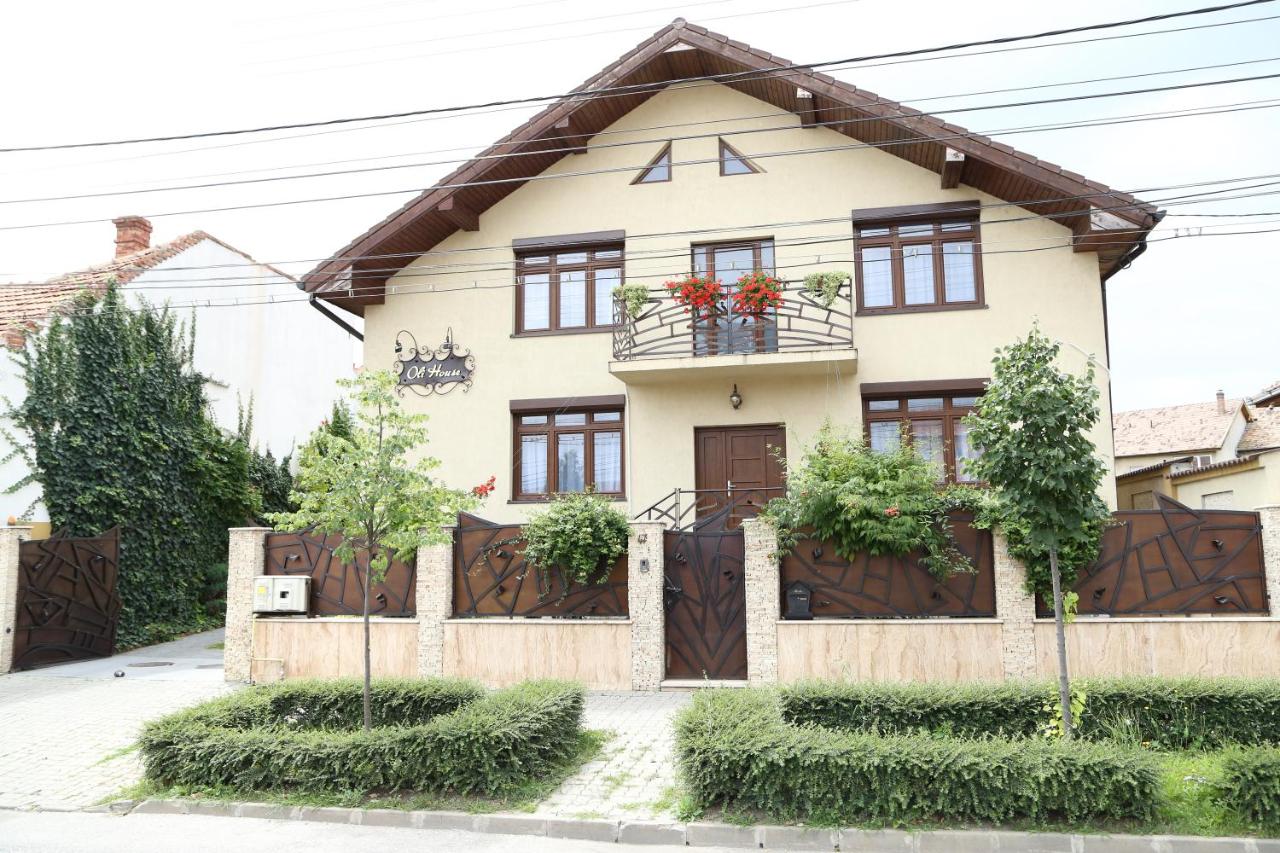 B&B Alba Iulia - Oli House - Bed and Breakfast Alba Iulia