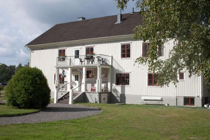 B&B Skövde - Pensionat Klåvasten - Bed and Breakfast Skövde