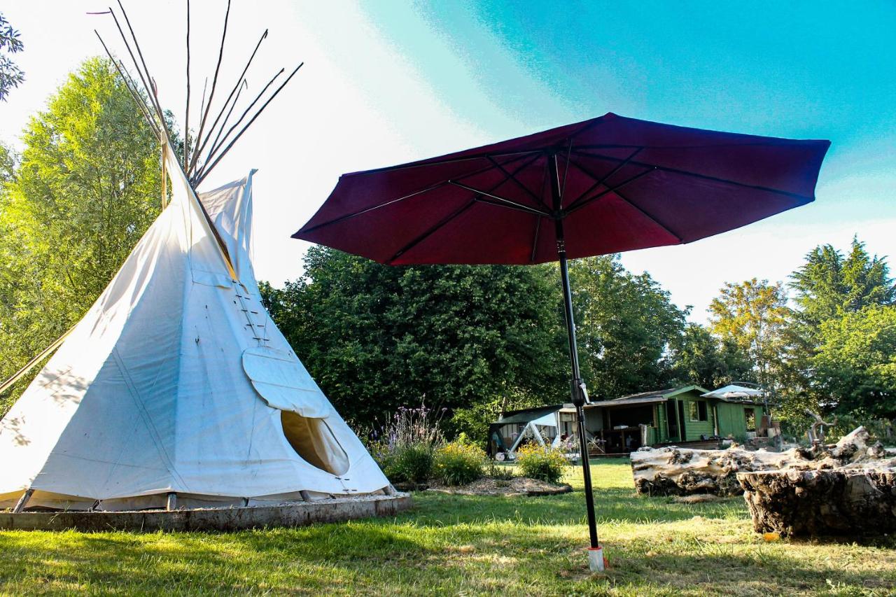 B&B Bragny-sur-Saône - Tipi / Nature / Détente - Bed and Breakfast Bragny-sur-Saône