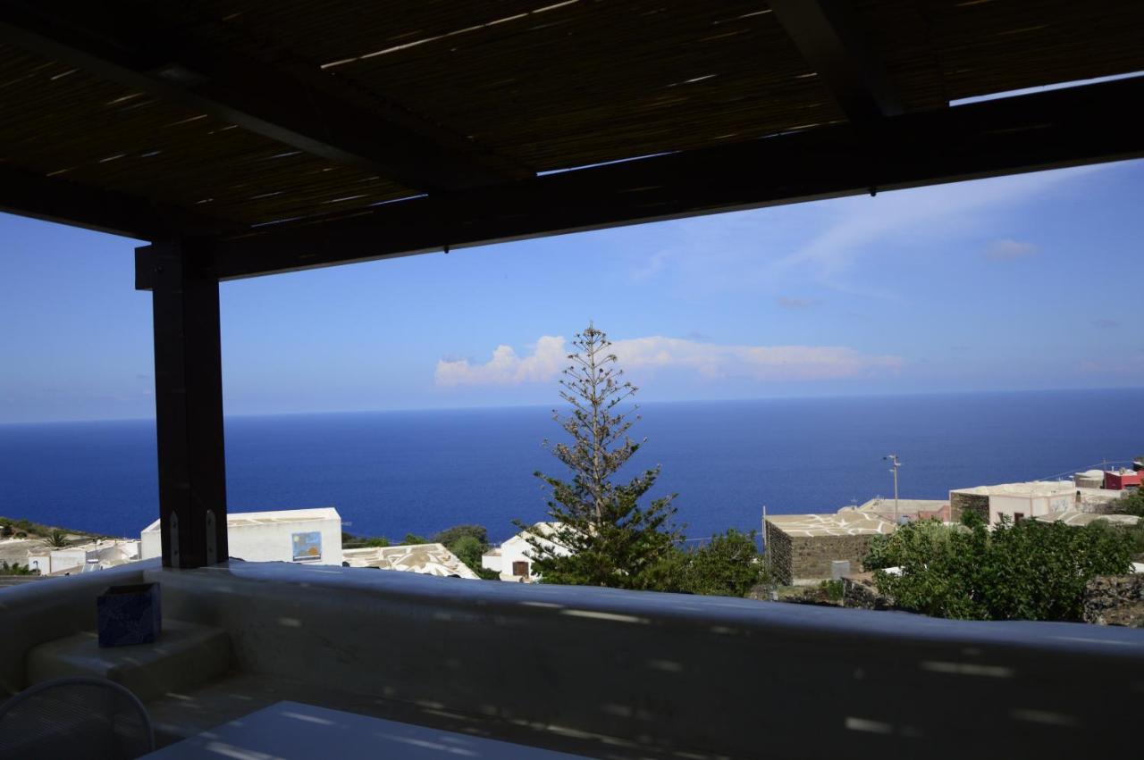 Two-Bedroom Apartment with Terrace and Sea View