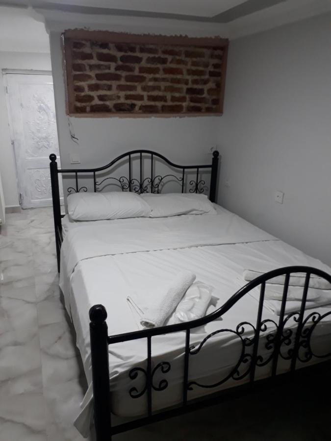 Apartment - Split Level