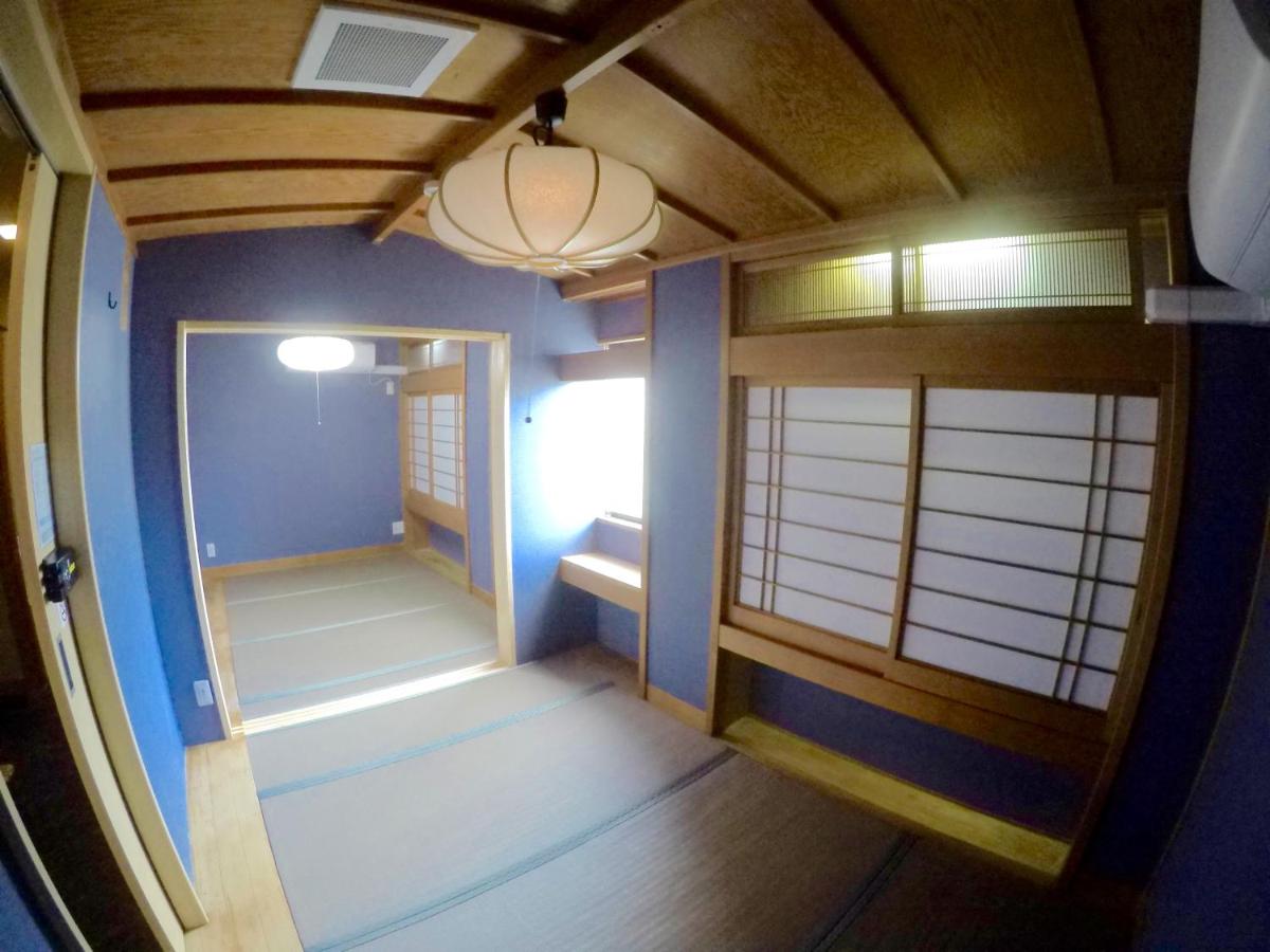 Vierbettzimmer im japanischen Stil