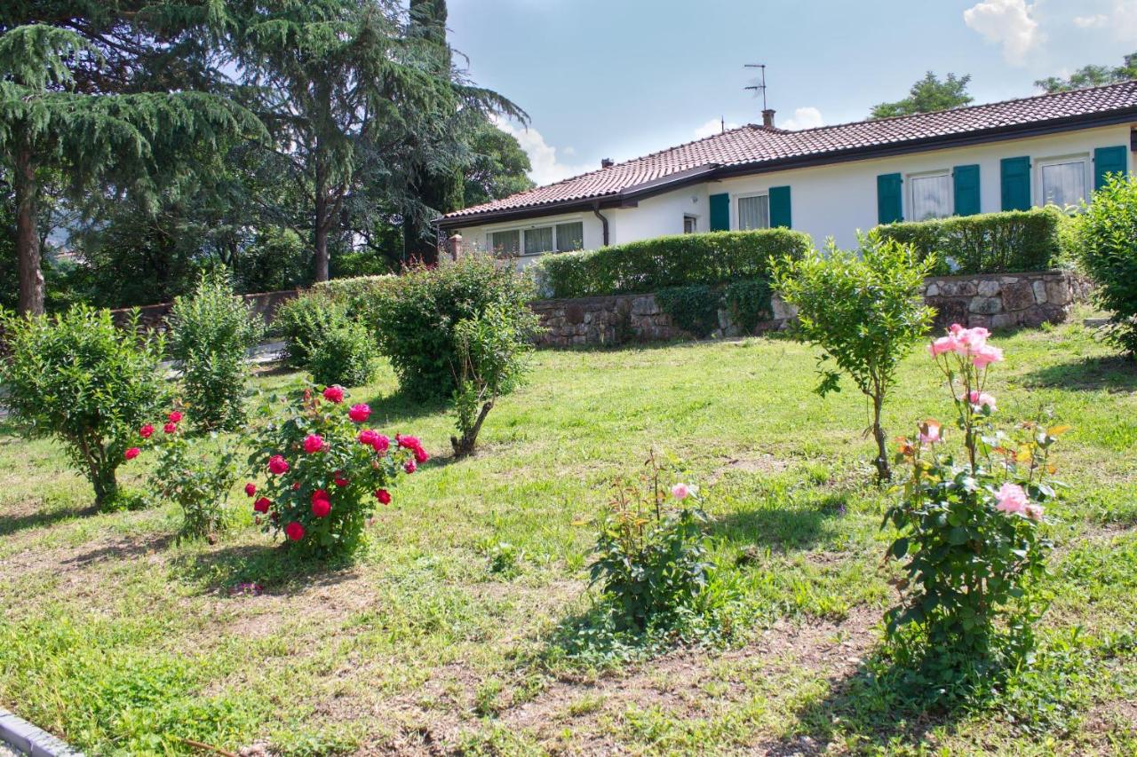Camera Deluxe Matrimoniale/Doppia con Letti Singoli con Vista Giardino