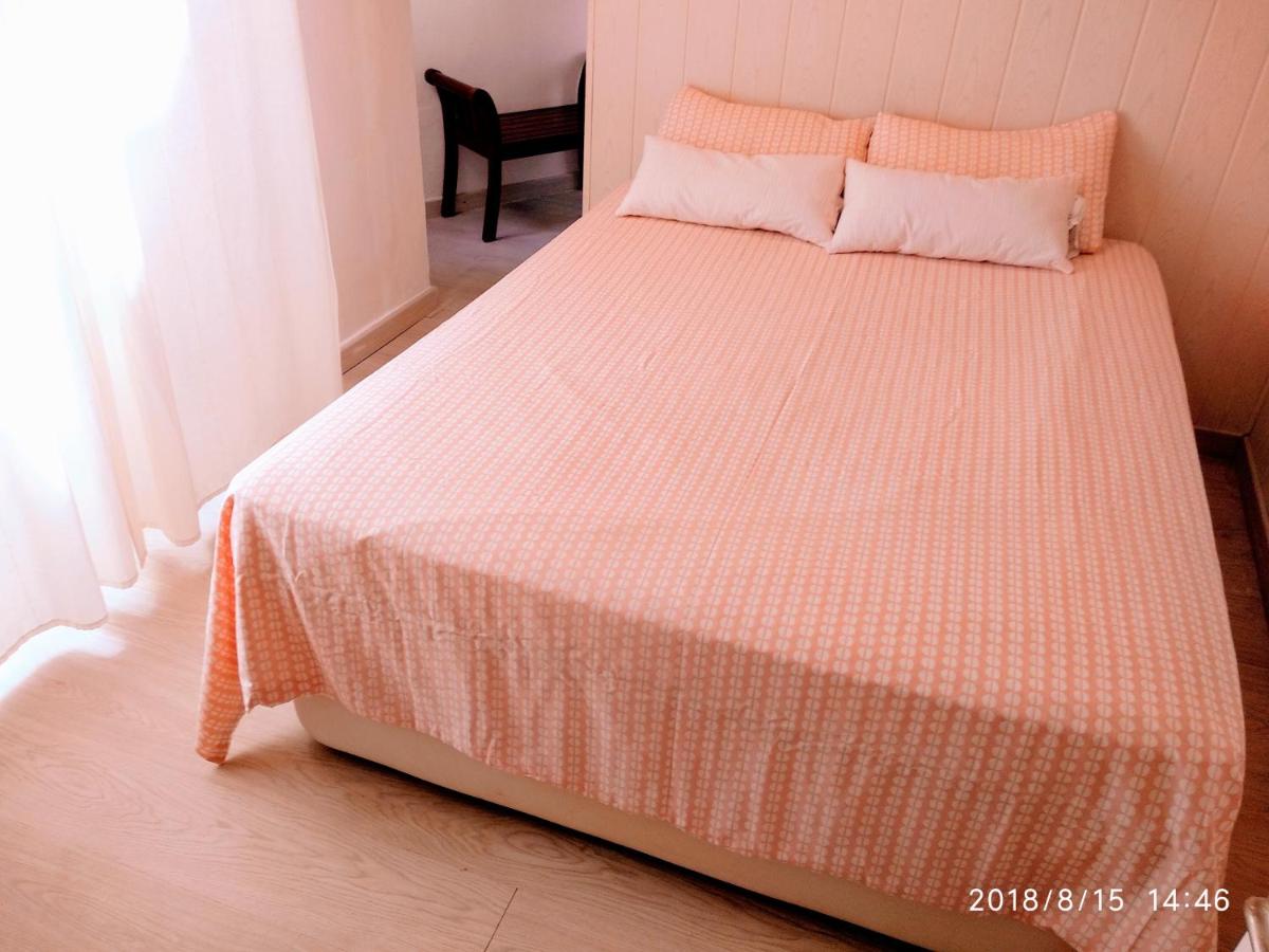 Valencian Dreams of the Proletariat - B&B Valencia