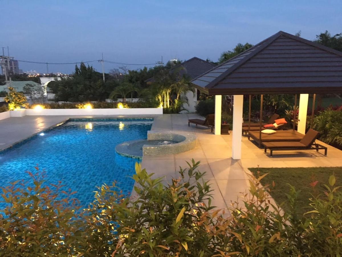 B&B Hua Hin - WOGAN HOUSE - The Best of Luxury Pool Villa - Bed and Breakfast Hua Hin