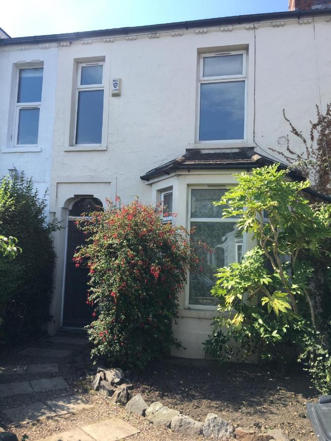House for Families or Groups near Cardiff City Centre - B&B